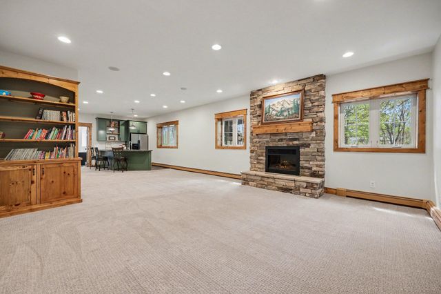 7903 Meadowood Drive, Hudsonville, MI 49426