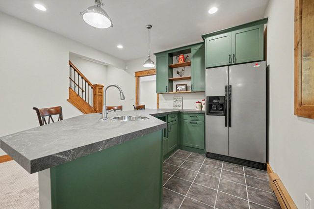 7903 Meadowood Drive, Hudsonville, MI 49426