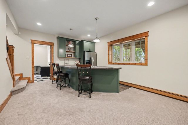 7903 Meadowood Drive, Hudsonville, MI 49426