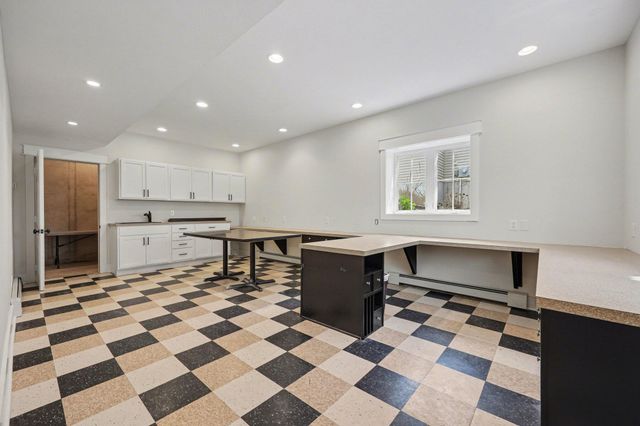 7903 Meadowood Drive, Hudsonville, MI 49426