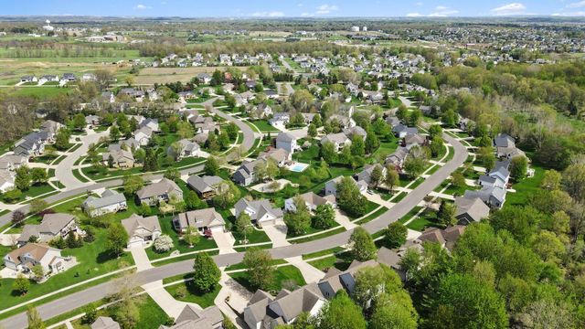 7903 Meadowood Drive, Hudsonville, MI 49426