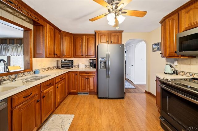 101 Heather Lane, Camillus, NY 13031