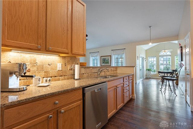 1376 Bareback Trail, Beavercreek Twp, OH 45434