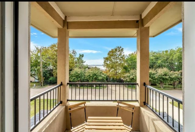 202 Scenic Drive, Heath, TX 75032