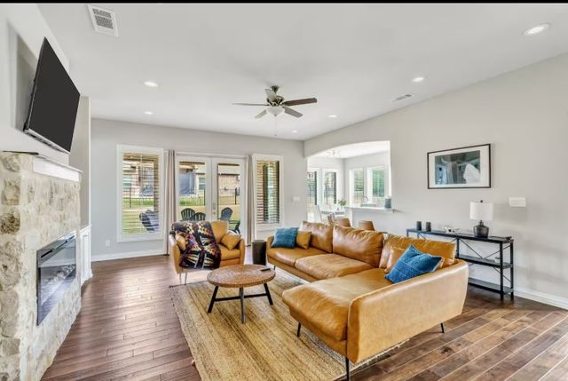 202 Scenic Drive, Heath, TX 75032
