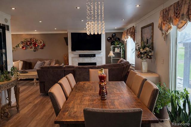 738 W Margaret Lane, Pontiac, MI 48341