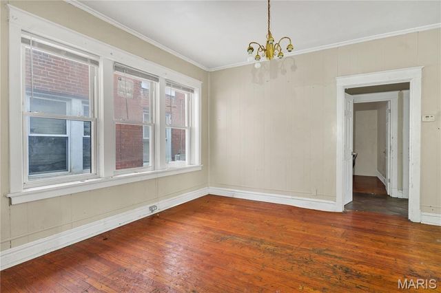 5474 Queens Avenue, St Louis, MO 63115