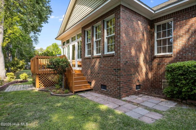 3008 Olde Towne Place, New Bern, NC 28562