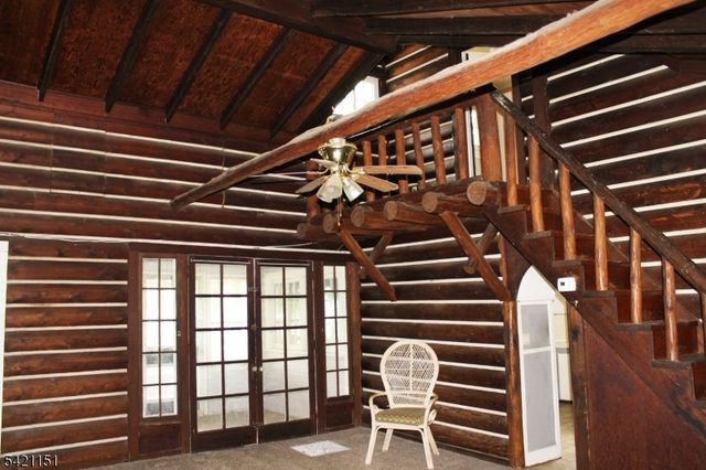 221 S New Jersey Ave, Jefferson Twp., NJ 07849