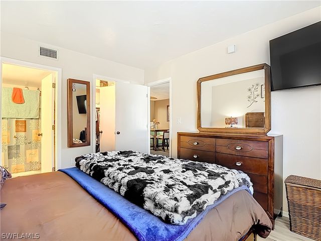 1201 Barrett RD 1204, North Fort Myers, FL 33903