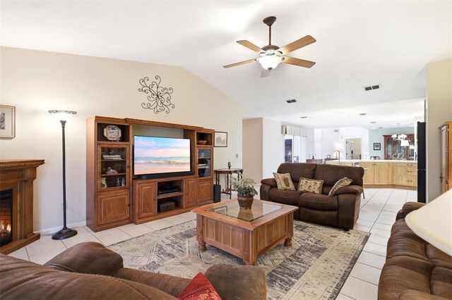 38 TREETOP CIRCLE, Ormond Beach, FL 32174
