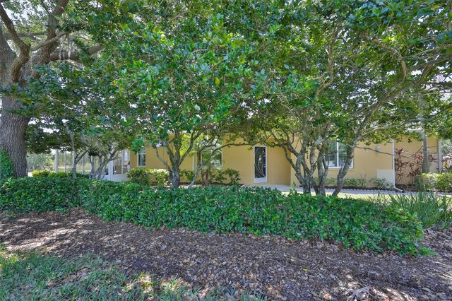 1205 FAIRWAY GREENS DRIVE 58, Sun City Center, FL 33573