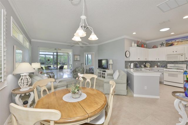 1205 FAIRWAY GREENS DRIVE 58, Sun City Center, FL 33573