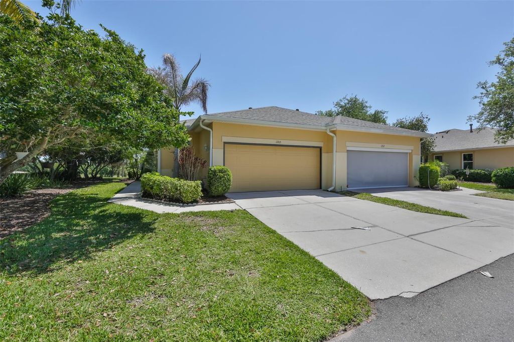 1205 FAIRWAY GREENS DRIVE 58, Sun City Center, FL 33573