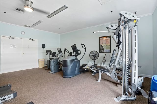 37 Bass LN, Naples, FL 34114