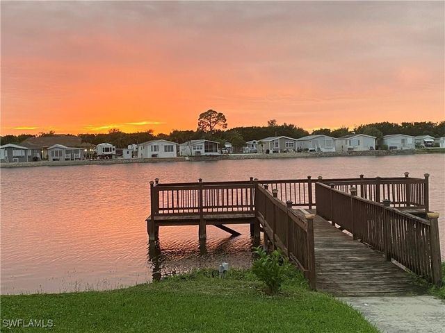 37 Bass LN, Naples, FL 34114