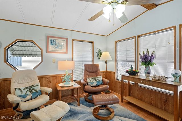 37 Bass LN, Naples, FL 34114