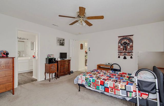 316 Angela Drive, Burleson, TX 76028