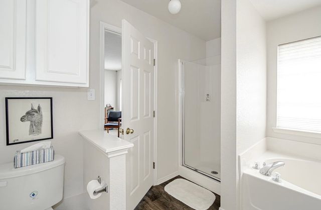 316 Angela Drive, Burleson, TX 76028