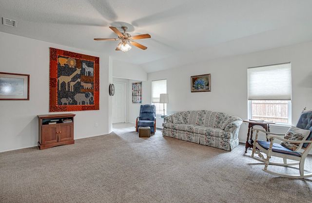 316 Angela Drive, Burleson, TX 76028