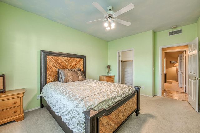 2589 W Lake Van Ness Circle, Fresno, CA 93711