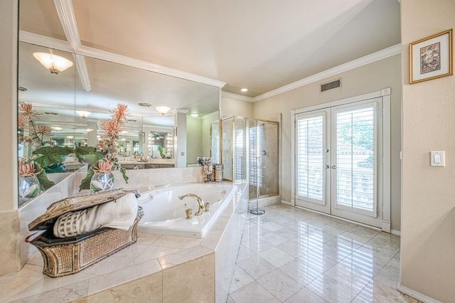 2589 W Lake Van Ness Circle, Fresno, CA 93711