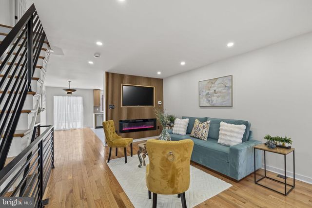 8654 FAYETTE ST, Philadelphia, PA 19150