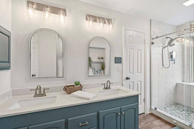2135 Victoria Garden Drive, Richmond, TX 77406