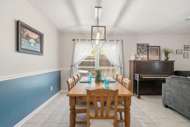 2135 Victoria Garden Drive, Richmond, TX 77406