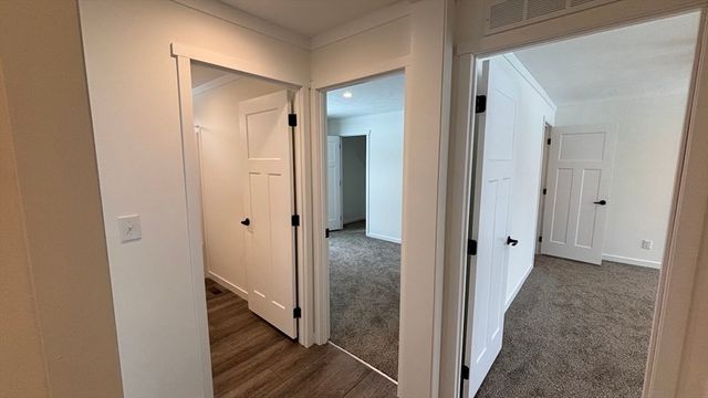 21 Pinrock Drive, Sturbridge, MA 01566