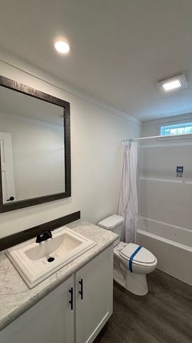 21 Pinrock Drive, Sturbridge, MA 01566