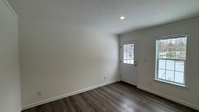 21 Pinrock Drive, Sturbridge, MA 01566