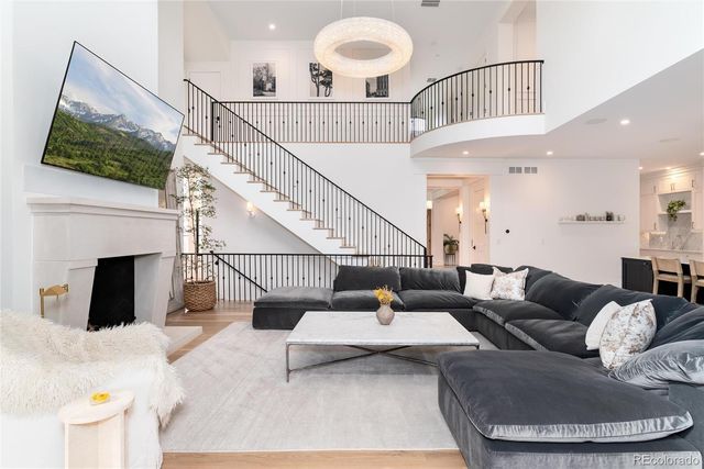 2821 E Cedar Avenue 14, Denver, CO 80209