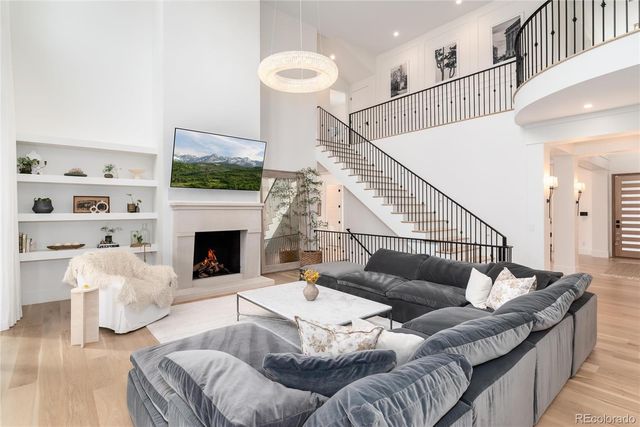 2821 E Cedar Avenue 14, Denver, CO 80209