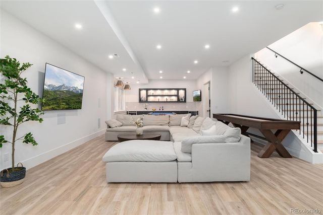 2821 E Cedar Avenue 14, Denver, CO 80209