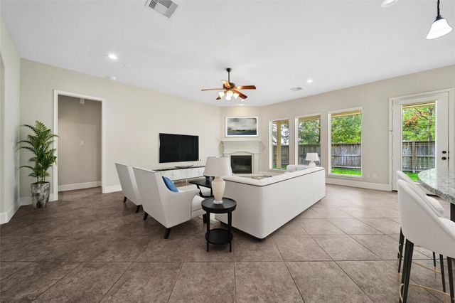 23414 Fauburg Drive, New Caney, TX 77357