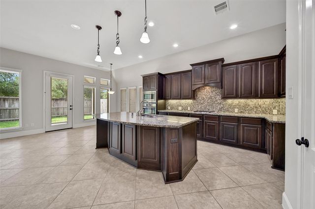 23414 Fauburg Drive, New Caney, TX 77357