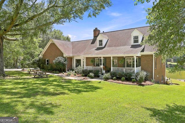 245 Pine Knott Road, Fayetteville, GA 30214
