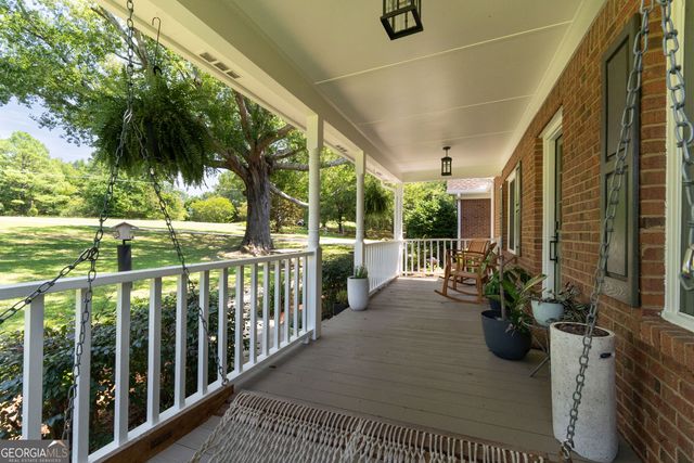 245 Pine Knott Road, Fayetteville, GA 30214