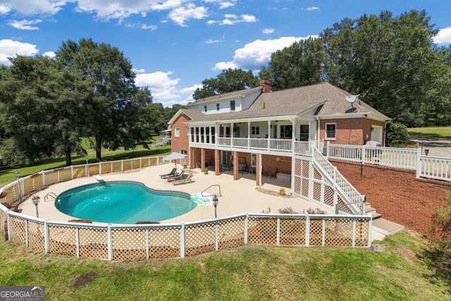 245 Pine Knott Road, Fayetteville, GA 30214