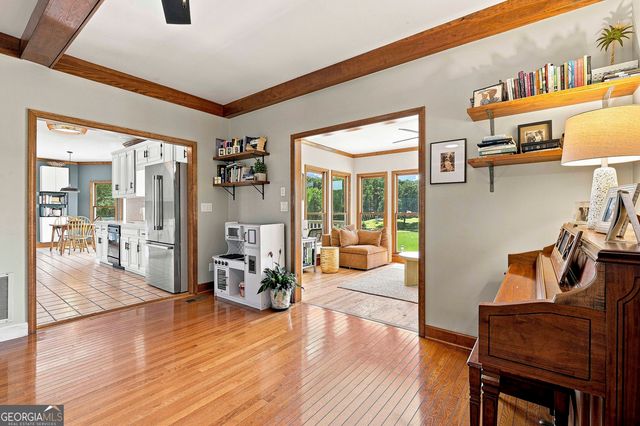 245 Pine Knott Road, Fayetteville, GA 30214
