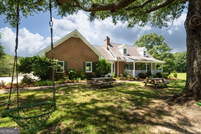 245 Pine Knott Road, Fayetteville, GA 30214