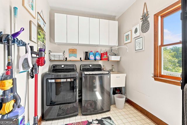 245 Pine Knott Road, Fayetteville, GA 30214