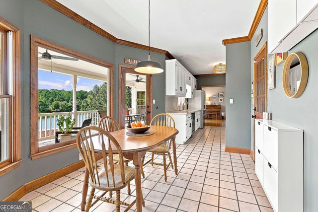 245 Pine Knott Road, Fayetteville, GA 30214