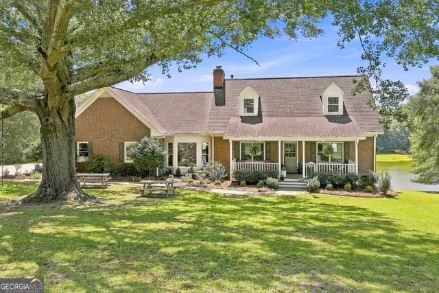 245 Pine Knott Road, Fayetteville, GA 30214