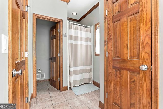245 Pine Knott Road, Fayetteville, GA 30214
