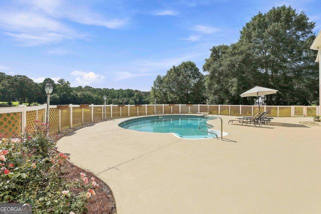 245 Pine Knott Road, Fayetteville, GA 30214