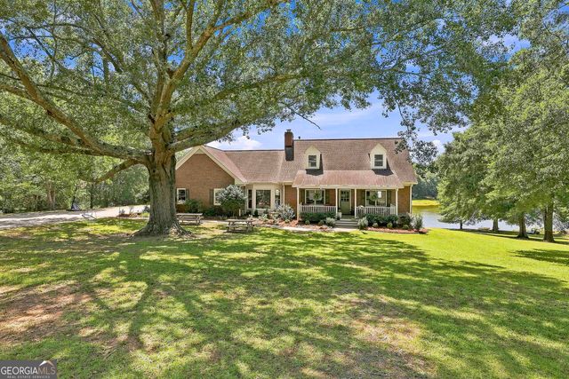 245 Pine Knott Road, Fayetteville, GA 30214