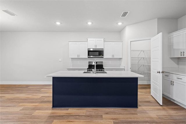 7307 Hawkins Manor, Mobile, AL 36695