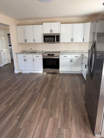 1207 Washington Avenue, West Plains, MO 65775